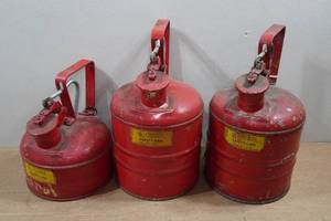lot 133 image: 3 Vintage Safety Cans