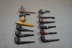 lot 142 image: 12 Vintage Tobacco Pipes