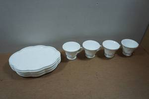 lot 161 image: Milk Glass Plates and Cups