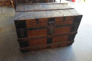 lot 289 image: Antique Wood Chest with Glassware and Mirror