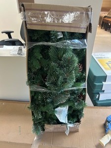 lot 51 image: 9 Pre-Lit LED With Twinkle Artificial Garland - MSRP $60