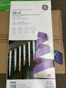 lot 54 image: GE Twinkling Ice Crystals 20ct - MSRP $50