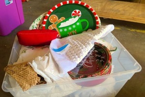 lot 17 image: Xmas tins, platters, pillows and blankets