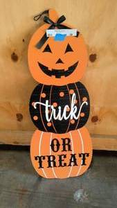 lot 38 image: Punkin man dcor