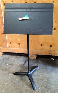 lot 70 image: music stand