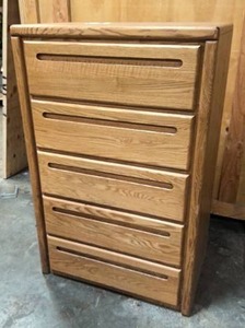 lot 91 image: Cheat of drawers