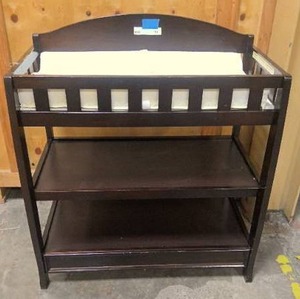 lot 104 image: Dark wood changing table