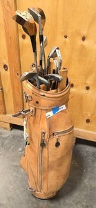 lot 110 image: Vintage golf clubs and bag left handed