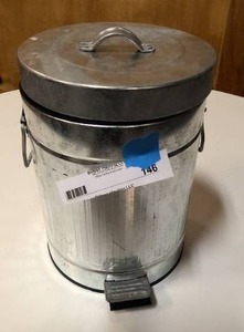 lot 146 image: Small metal trash can 11 tall