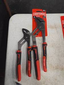 lot 422 image: Lot of (2) Craftsman Groove Joint Pliers - 12 and 8