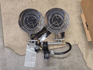 lot 405 image: Mr Heater 10000-30000-BTU Double Burner Propane Heater (in original packaging)