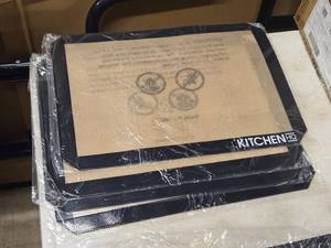 lot 482 image: Lot of (4) Kitchen HQ Baking Mats 16 12 x 12