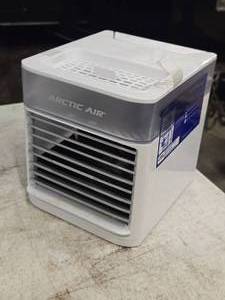 lot 492 image: Artic Air