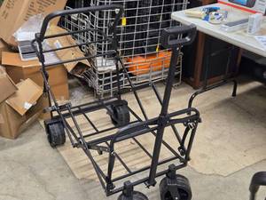 lot 495 image: Collapsible Wagon 37 x 19 x 36