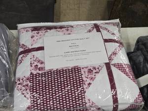 lot 522 image: Full Size Pre-Washed Cotton Quilt Set