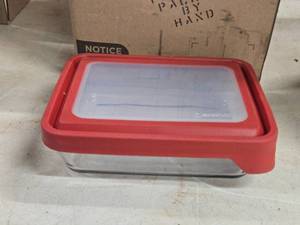 lot 566 image: Lot of (5) Anchor Hocking Glass Storage Container with Lid