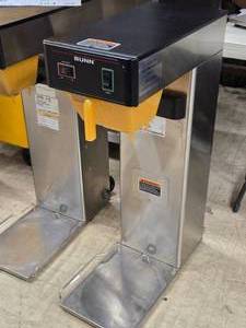 lot 383 image: Bunn NSF Commercial Ice Tea Brewer Dispenser TB3Q