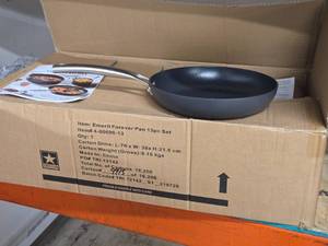 lot 435 image: Emerial Forever Pan Set 13-piece (in original packaging)