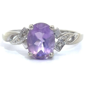 lot 32 image: Amethyst & Pav Natural Diamond Infinity Symbol Estate Ring in White Gold VIDEO