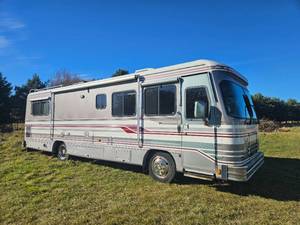 lot 5 image: 1992 Barth Class A Motorhome