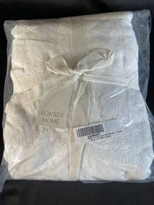 lot 12 image: Bokser Home FullQueen French Linen Duvet Cover White