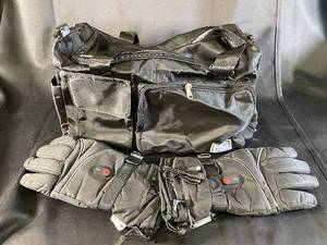 Heated 3M Thinsulate Gloves with Bag and Charger