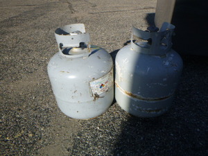 lot 266 image: 2 Propane Tanks