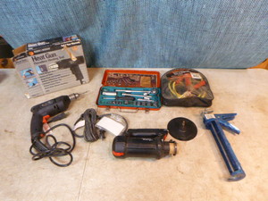 lot 11 image: Garage Tools