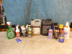 lot 23 image: Garage Fluids