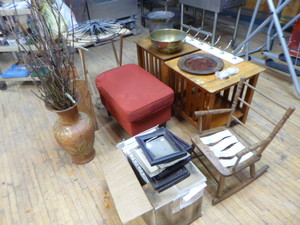 lot 63 image: Home Furniture