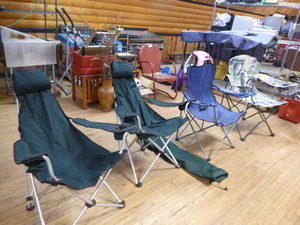 lot 65 image: 4 Outdoor Folding Chairs