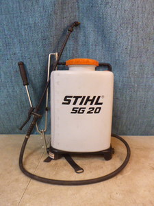 lot 100 image: Stihl Backpack Sprayer