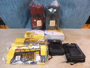 lot 151 image: Automotive Accessories