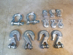 lot 152 image: Load Anchor Hooks