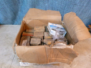 lot 155 image: Box of Miscellaneous Bearings