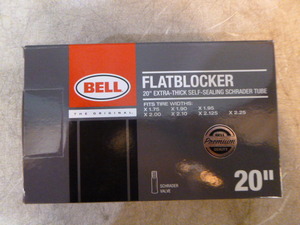 lot 172 image: Bell Flatblocker Schrader Tubes