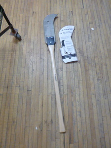 lot 196 image: Truper 16 Ditch Bank Blade