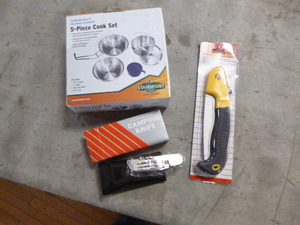 lot 218 image: Camping Items