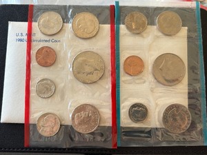 lot 11 image: 1980 P & D Mint Set