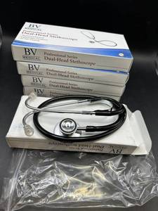 lot 21 image: NOS stethoscopes quantity 5