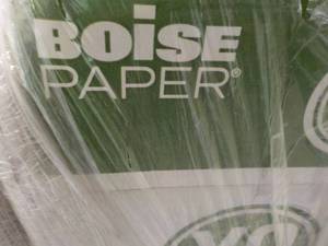 lot 25 image: Boise 4500 Sheets White 8.5 x 11 C...