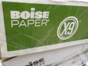 lot 26 image: Boise 3500 Sheets White 8.5 x 11 C...