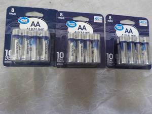 lot 55 image: 24 AA Batteries...