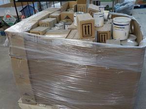 lot 102 image: Pallet of 75 Gallon and 75qts Dyna ...