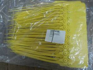 lot 137 image: Plant Label Zip Ties...