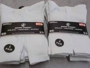 lot 194 image: 12 Pair Wear Proof Size 10-13 Athle...