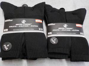 lot 195 image: 12 Pair Wear Proof Size 10-13 Athle...