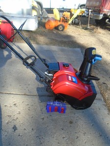 Toro 4 cycle eletric start snow thrower. Lightly used. Tested & works. As shown.