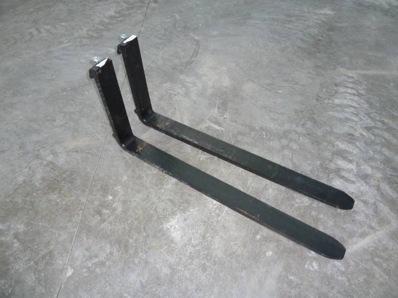 lot 145 image: Pallet Fork Set Heavy 48