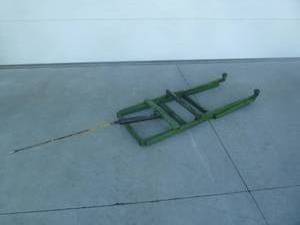 lot 24 image: Manual Floor Jack